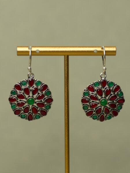 Round dangler